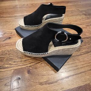New In Box Rag & Bone Calla in Black Suede Size 6